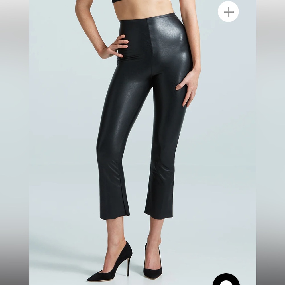 COMMANDO Faux Leather Crop Flare